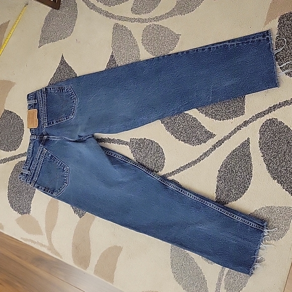Levi's 550 Relax Fit Taper Raw Hem Size 31×31 - Picture 5 of 9